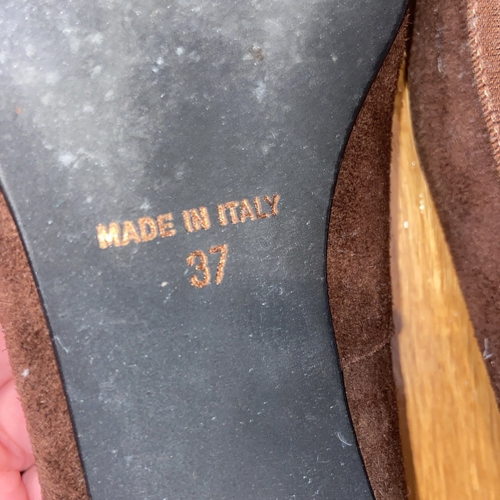 Brown suede ballet flats - Picture 5 of 5